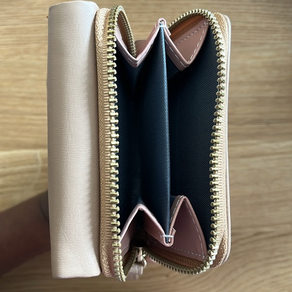 Fashion Classic (Korea) Wallet - Picture 4 of 4